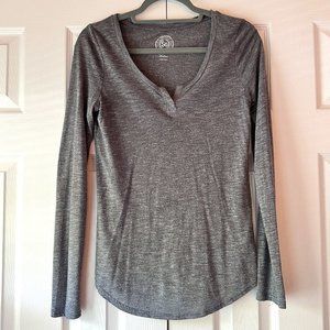 Long-Sleeve Henley V-Neck T-Shirt